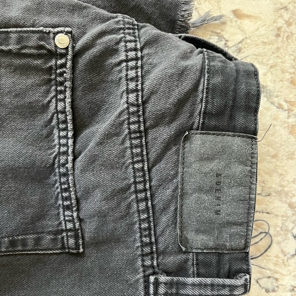 H&M Black Distressed Jean Shorts - Picture 3 of 4